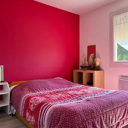 House With Private Pool And Large Garden Holiday home Nieul-sur-Mer